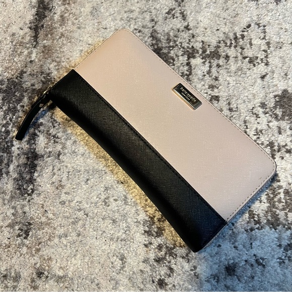 kate spade Handbags - Kate Spade Laurel Way Neda Large Wallet